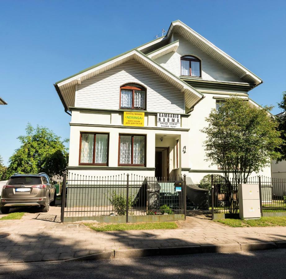 Neringa Guest House Паланга Екстер'єр фото